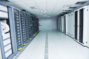 дата центр с серверами в аренду Windows VDS с веб-сервером на Windows 10